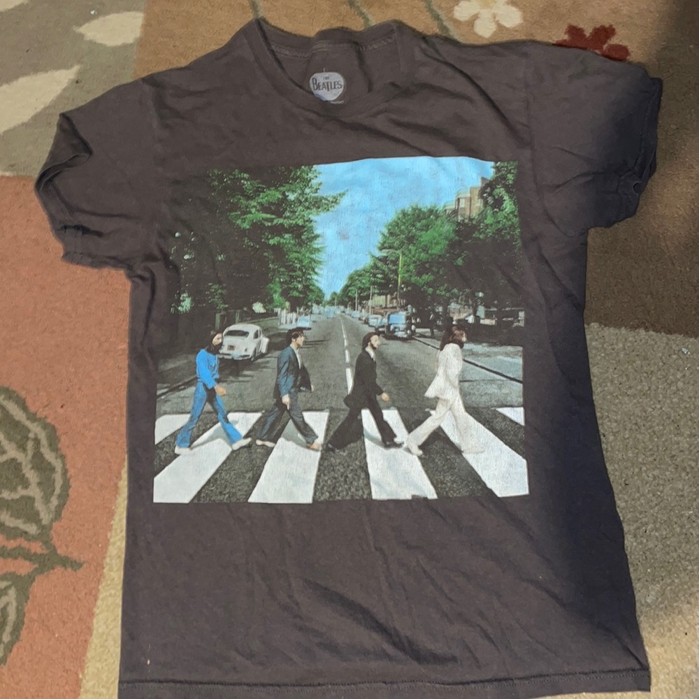 The Beatles “ Abbey Road” unisex size small tshirt - Picture 1 of 6